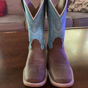 Girls Ariat boots